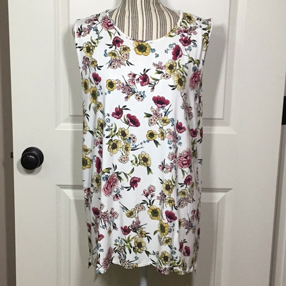 J. Jill Tops - J.Jill Wearever Collection Floral Tank Tunic - XL